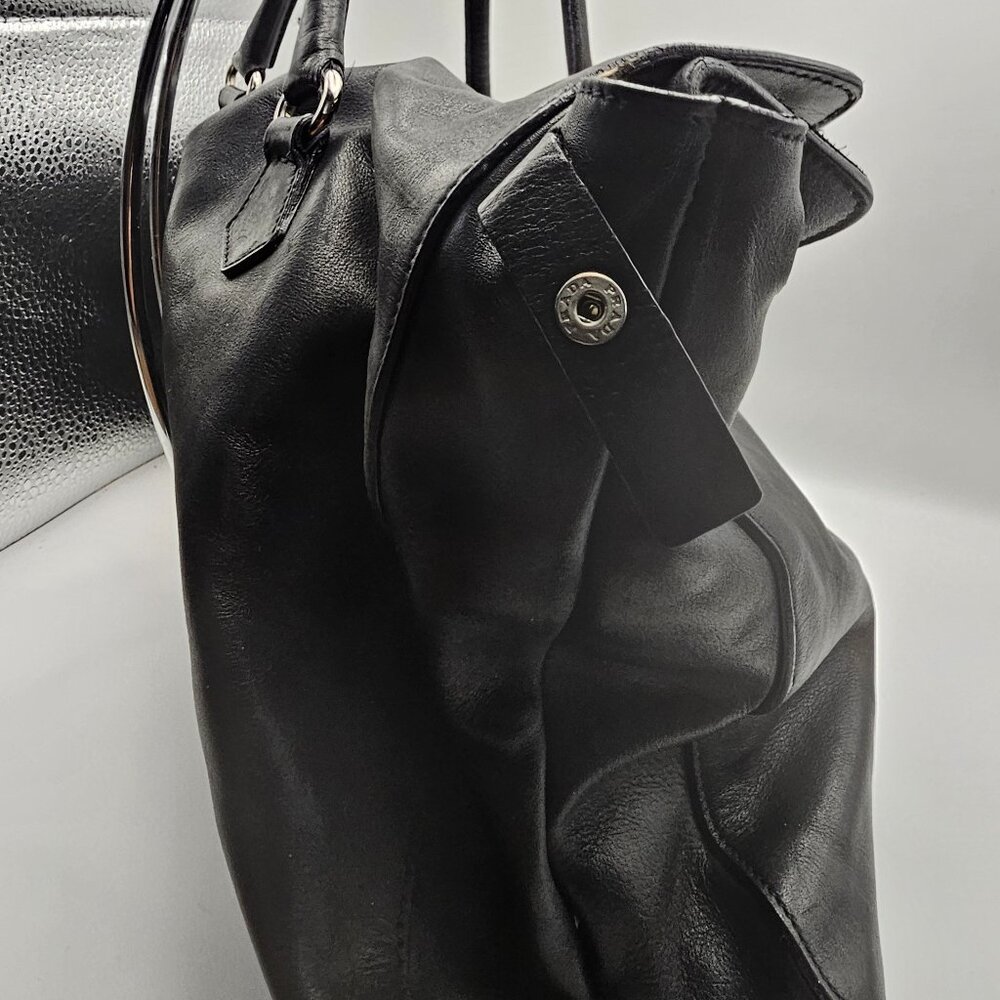Prada Black Leather Shoulder Bag with Silver Hardware - Picture 5 of 16